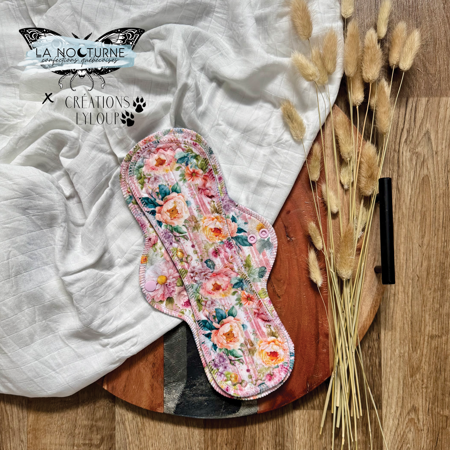 PRÊTE À PARTIR - Serviette hygiénique lavable Fleurs maternelles (squish)